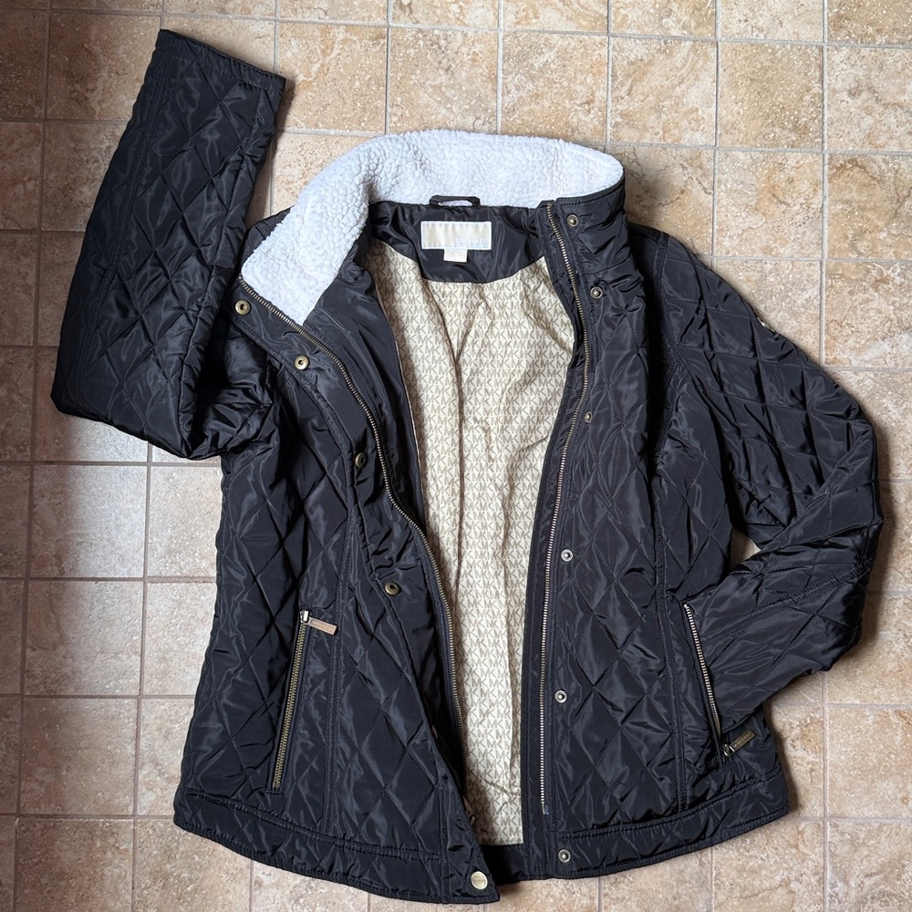 Michael Kors Quilted Puffer Jacket Faux Shearling Collar Pockets Zip Snap Front